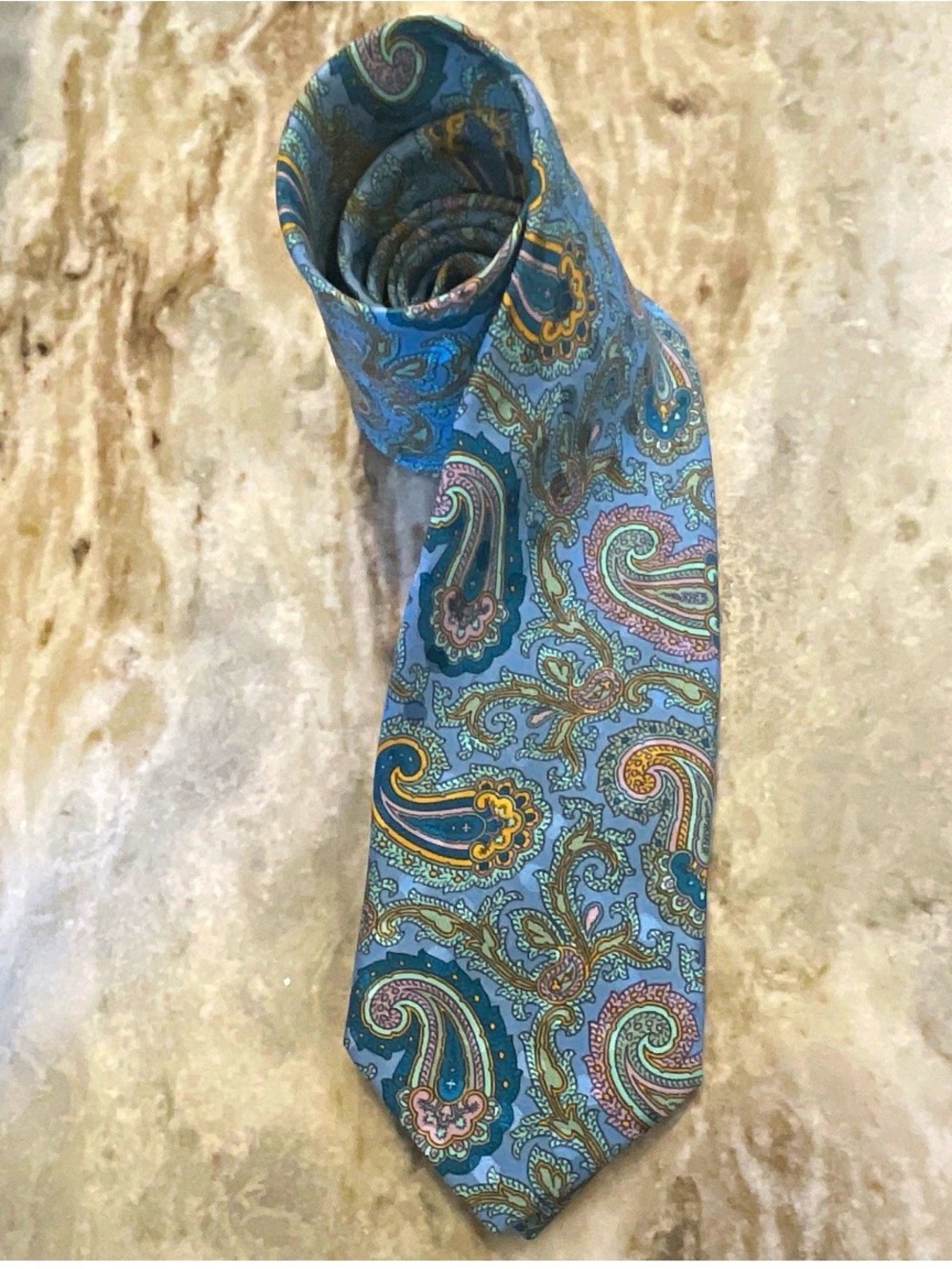 Santostefano di Enzo Ferretti 100% Silk Blue Paisley Classic Mens Tie
